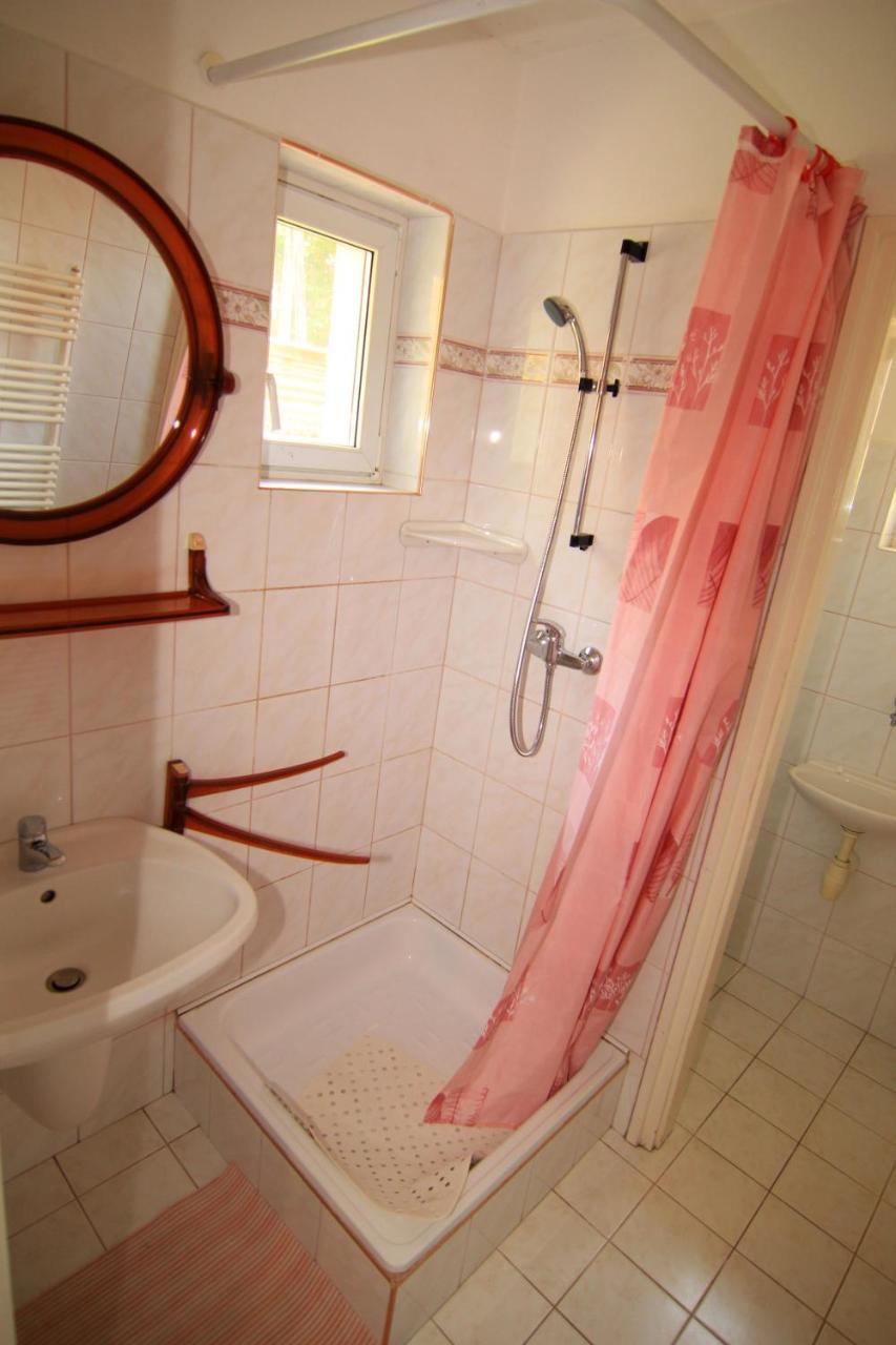 Margareta Apartmanhaz Lägenhet Balatonboglár Exteriör bild