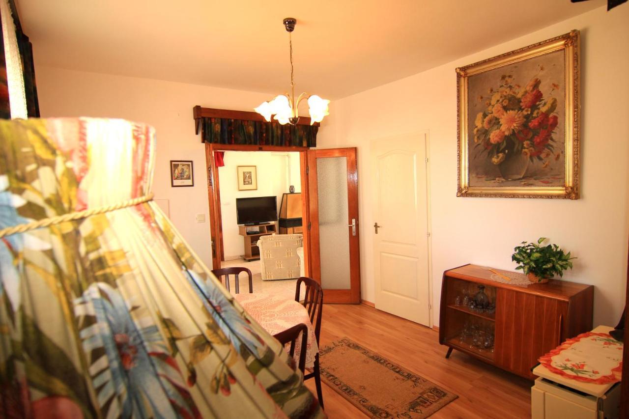 Margareta Apartmanhaz Lägenhet Balatonboglár Exteriör bild